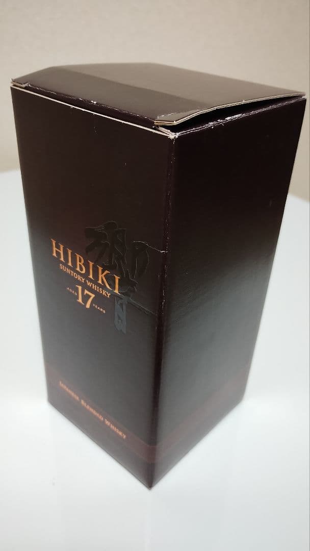 SUNTORY　サントリーウイスキー　響17年　700ml カートン付き