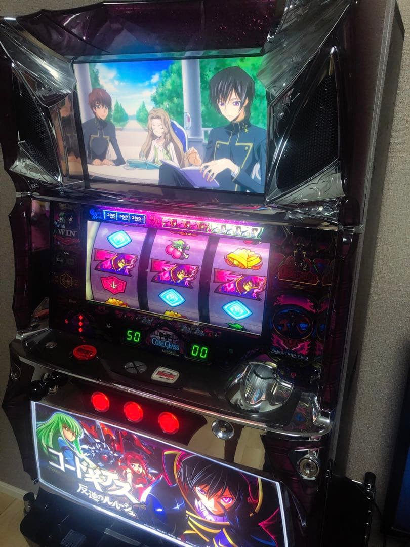 【送料込み】パチスロ　コードギアス　実機