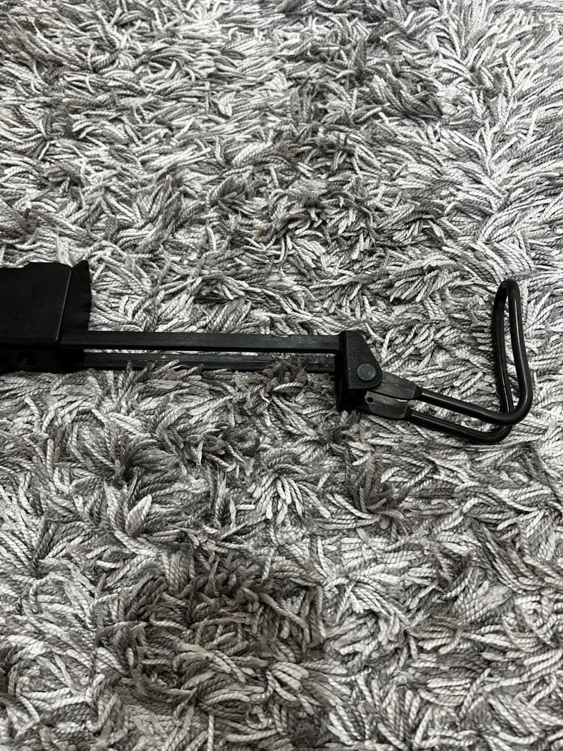 KSC M11A1 イングラム　サプレッサー&マガジン2本&ストラップ付