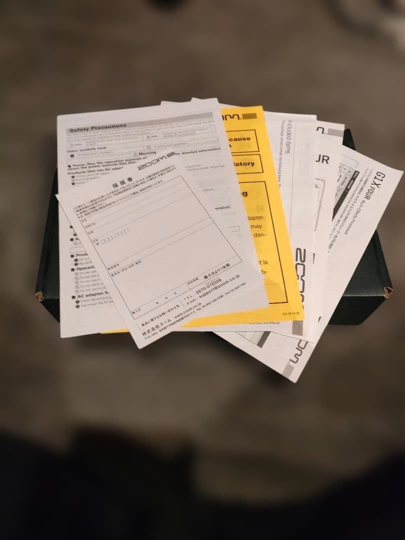 ZOOM G1X FOUR 中古