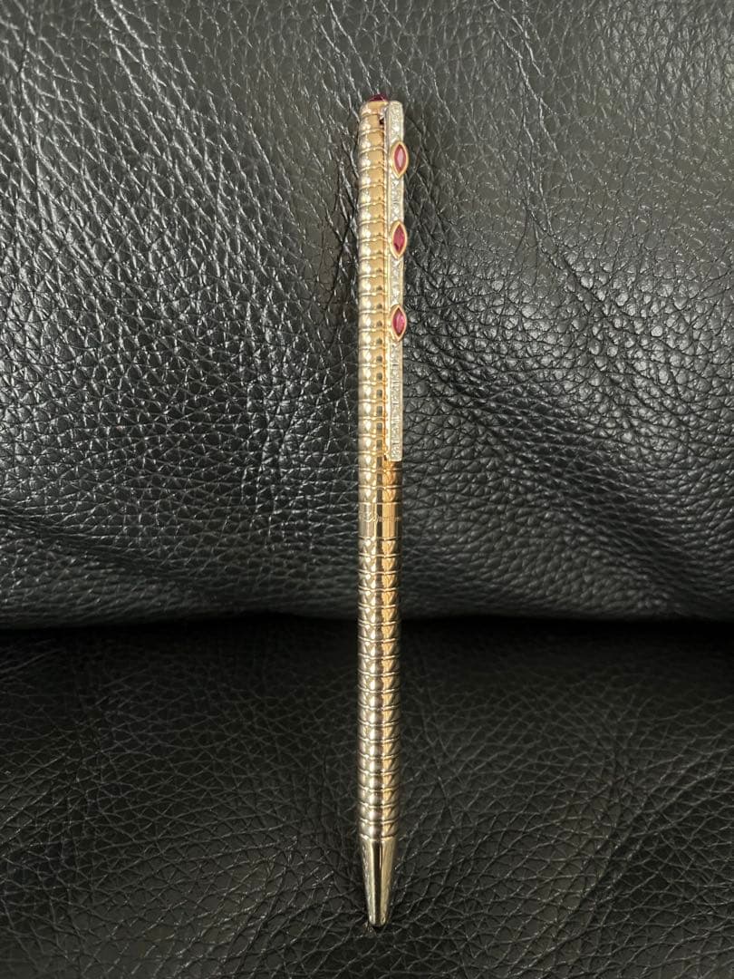 エステーデュポンS.T.DUPONT ボールペン 特注:宝石ダイヤ、ルビー装飾