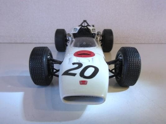 特価 EBBRO (1/20) ホンダ RA271