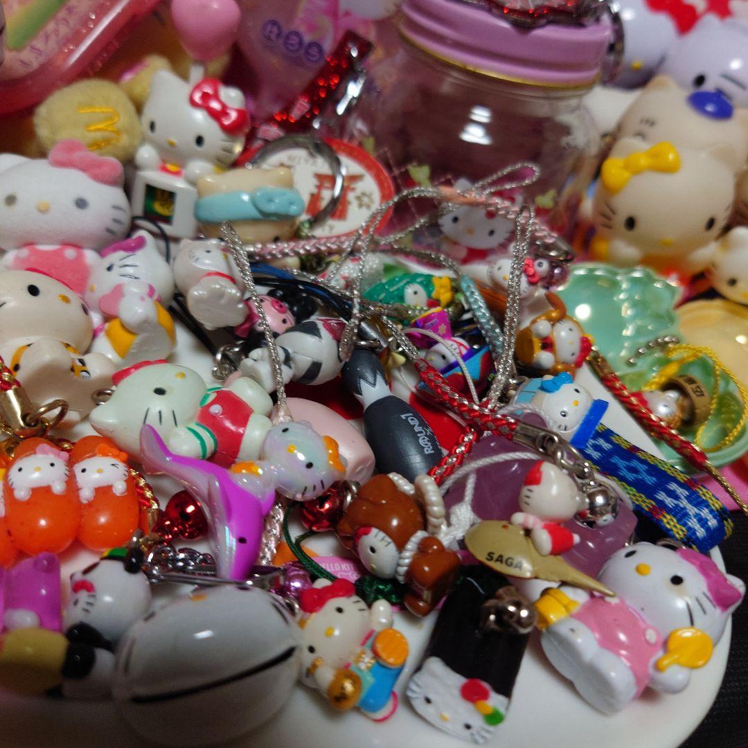 サンリオ ハローキティ 大量 グッズ まとめ売り ぬいぐるみ ストラップ 根付