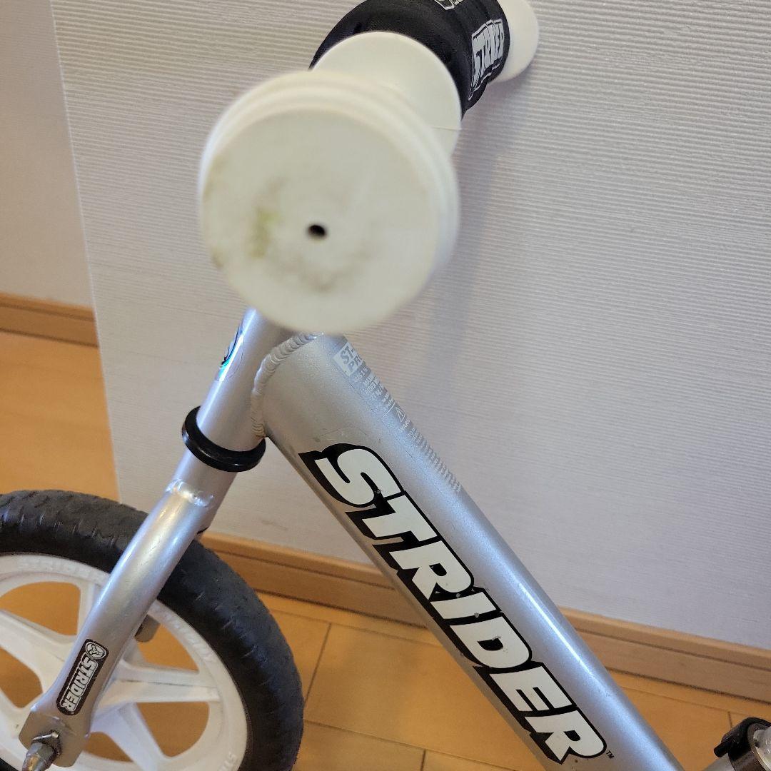 STRIDER PRO バランスバイク 12インチ シルバー ヘルメット付き
