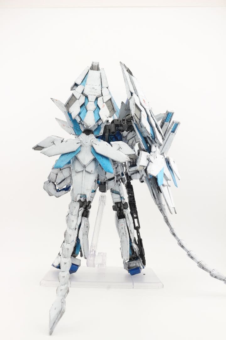 RGユニコーンガンダムペルフェクティビリティ　塗装済み　完成品