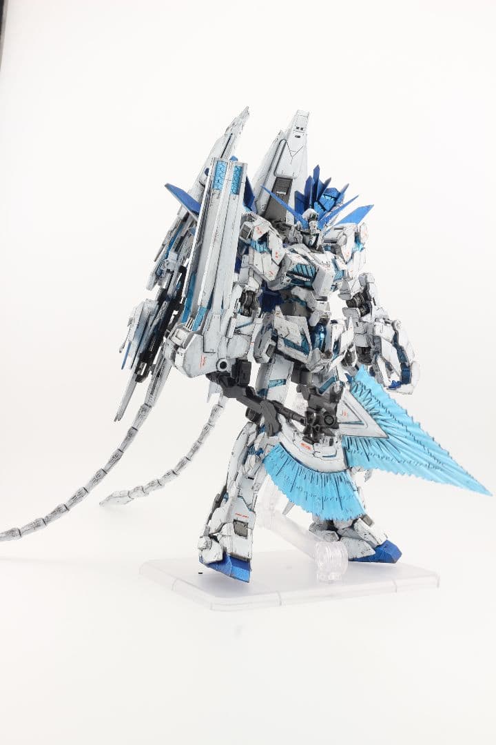 RGユニコーンガンダムペルフェクティビリティ　塗装済み　完成品