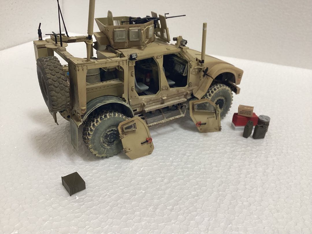 ライフィールド1/35 オシュコシュM-ATV