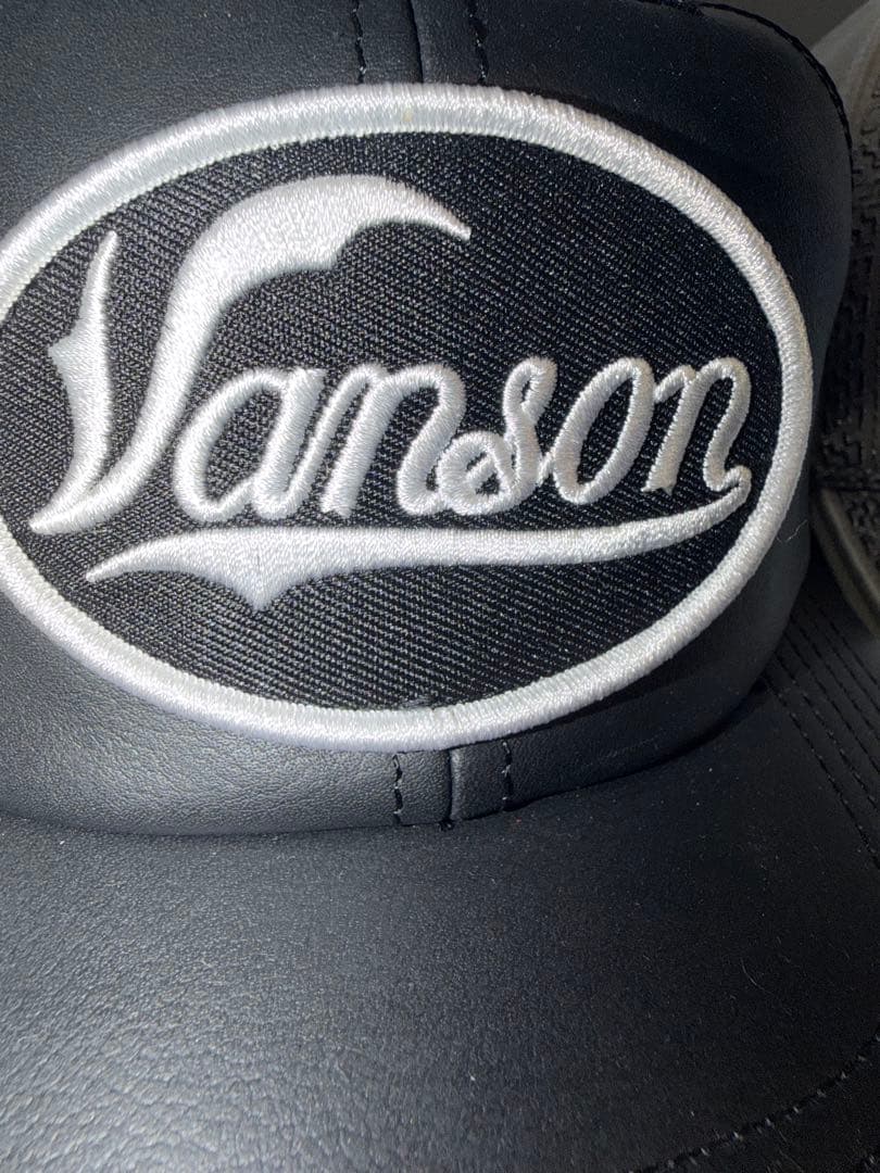 応援グッズ Supreme Vanson Leather Mesh Back 6-Panel