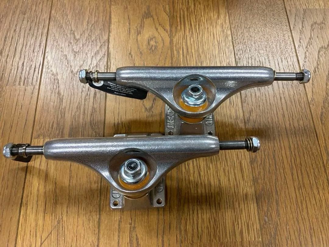 スケートボード トラック INDEPENDENT 144 STAGE11 HI