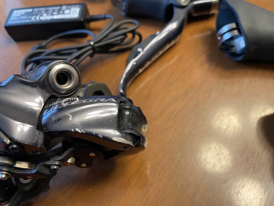 アルテグラDi2 6870 11速　電動コンポーネント　グループセット