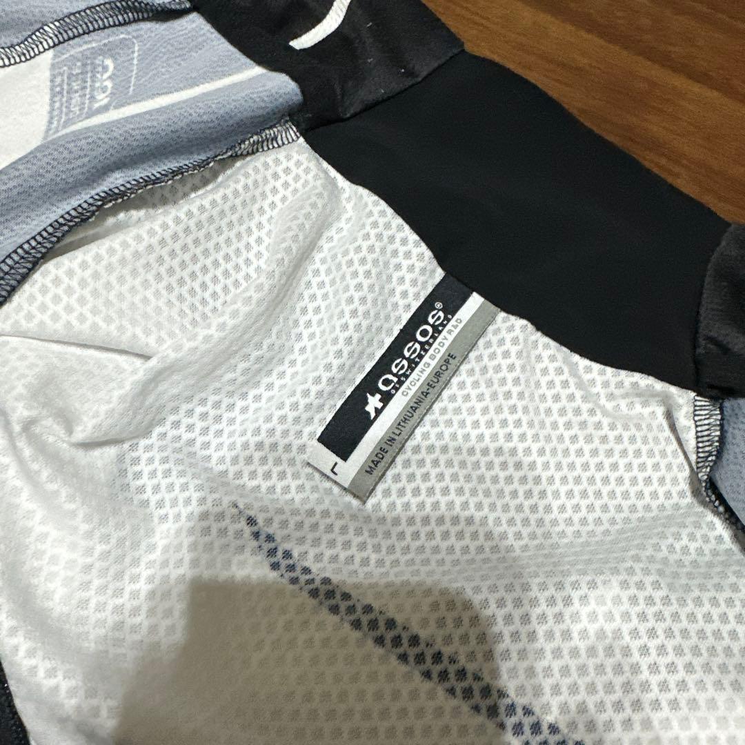 アソス　assos サイクリング　サイクルウエア