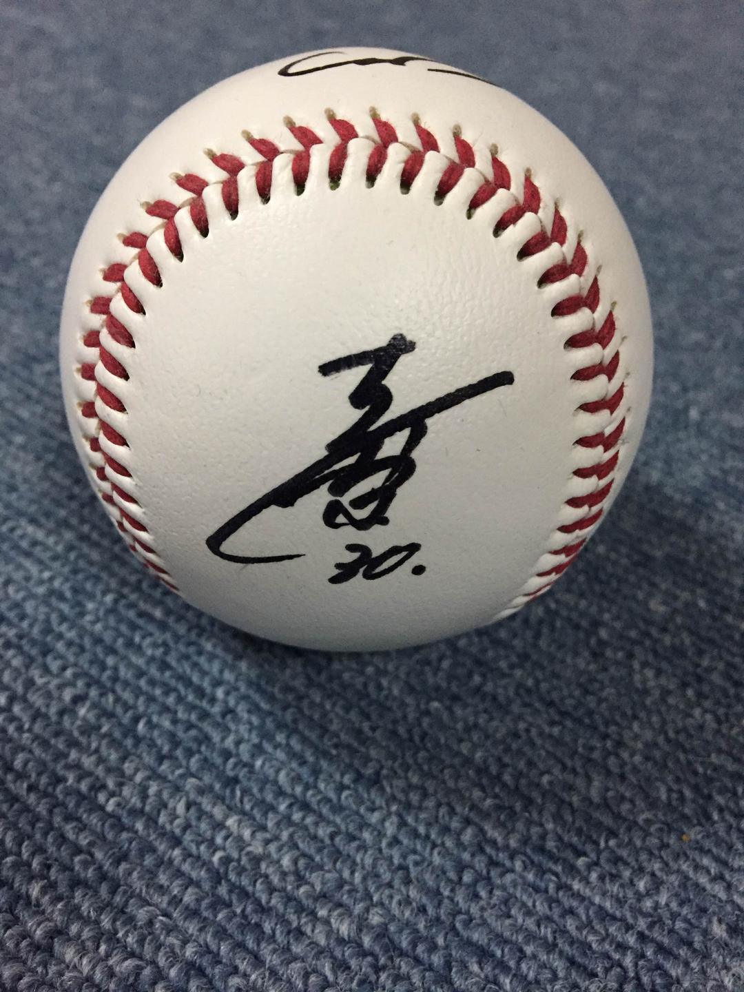 一岡竜司選手 サインボール