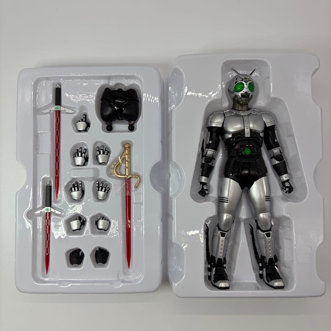 S.H.フィギュアーツ 真骨彫製法 真骨頂 ブラック シャドームーン