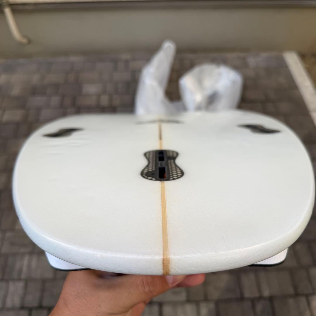 ジャスティスサーフボード　クランク　5'7