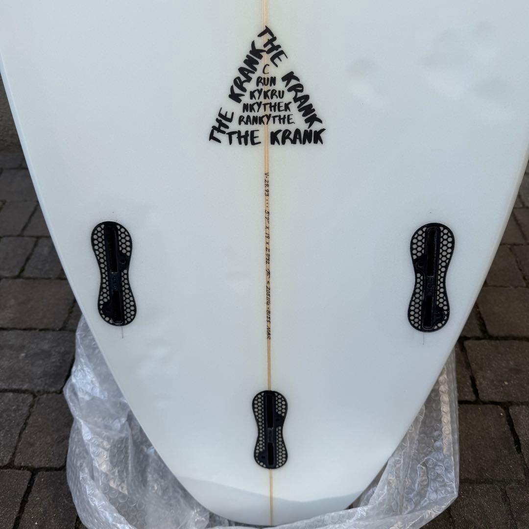 ジャスティスサーフボード　クランク　5'7