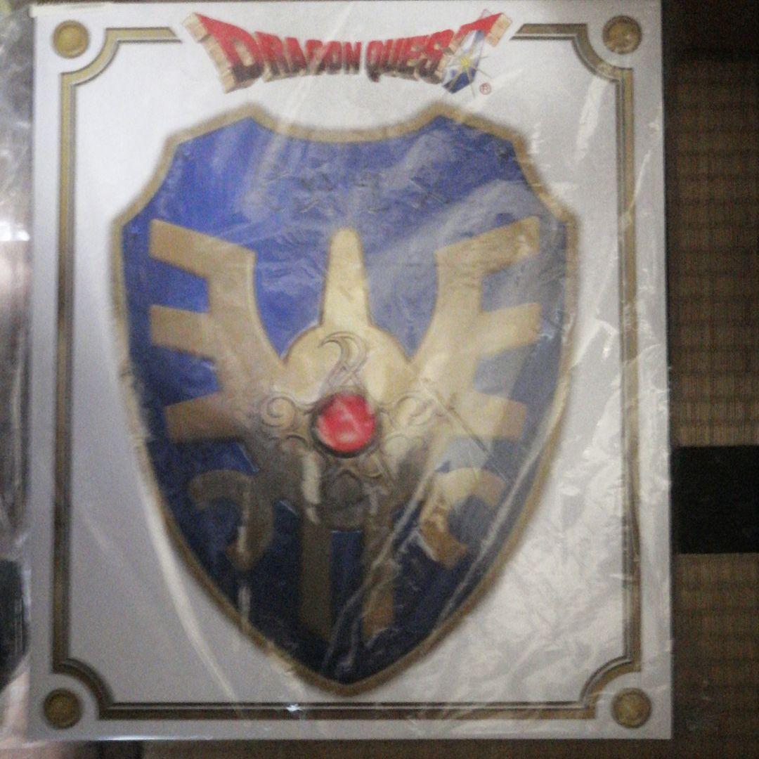 未開封新品　ドラゴンクエスト　ロトの盾とエスターク　ドラクエ