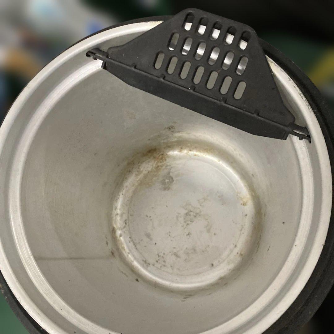 ★業務用 円柱型灰皿 喫煙室 喫煙所 吸殻入れ 高さ約80cm