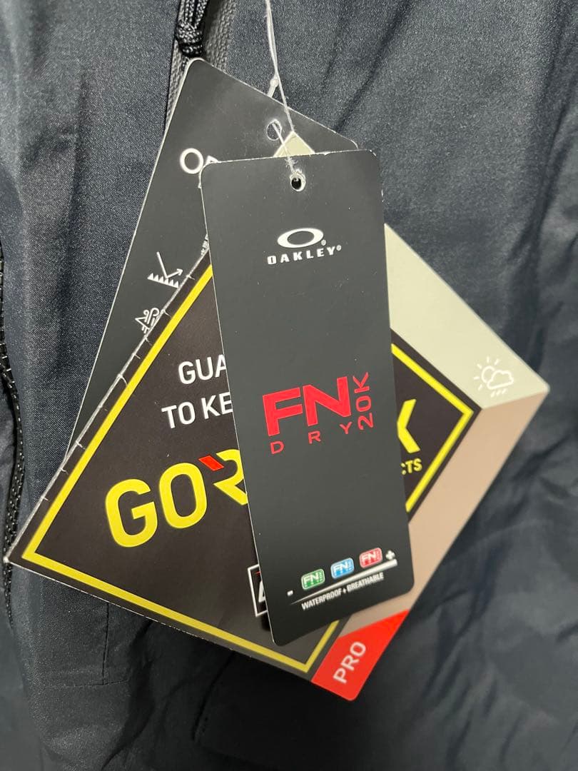 オークリー ゴアテックススノーボードウエアジャケットパンツ