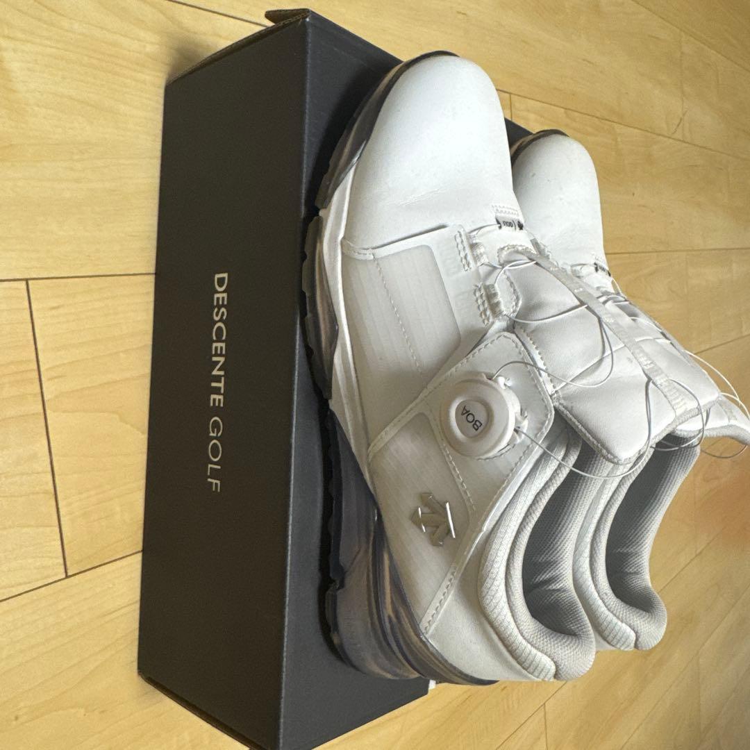 期間限定！お値下げ！DESCENTE GOLF ゴルフシューズ ホワイト