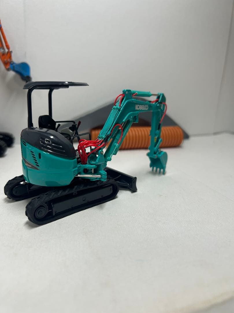ミニカー KOBELCO sk28sr
