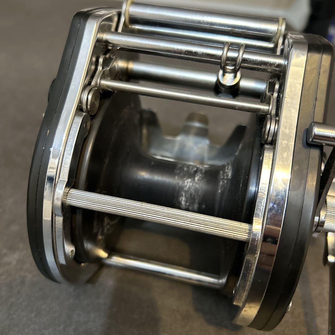 ダイワ ST-500 スーパーダイナミック 両軸リール