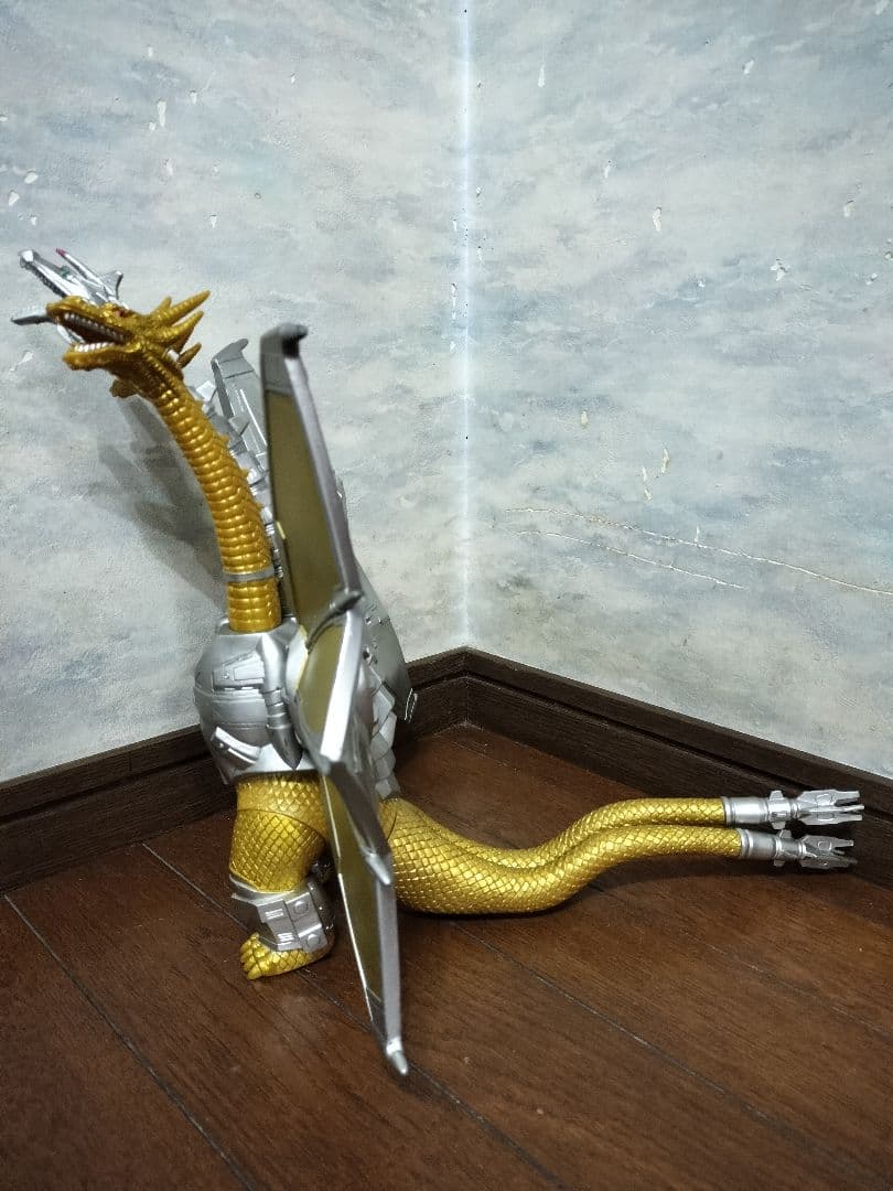 メカキングギドラ　東宝　BANDAI　1991　金色　(FOREVER版？)