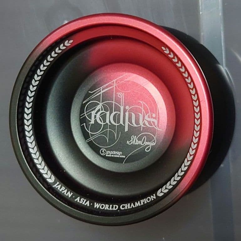 【ヨーヨー】ラディウス(黒•赤)：C3yoyo/57M