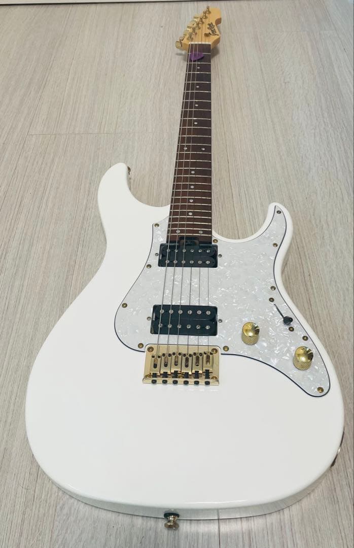 GrassRoots G-SN-45DX  White 白エレキギター
