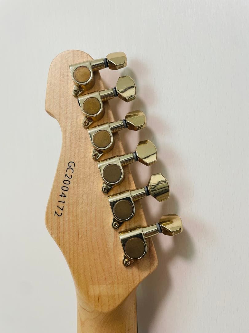 GrassRoots G-SN-45DX  White 白エレキギター