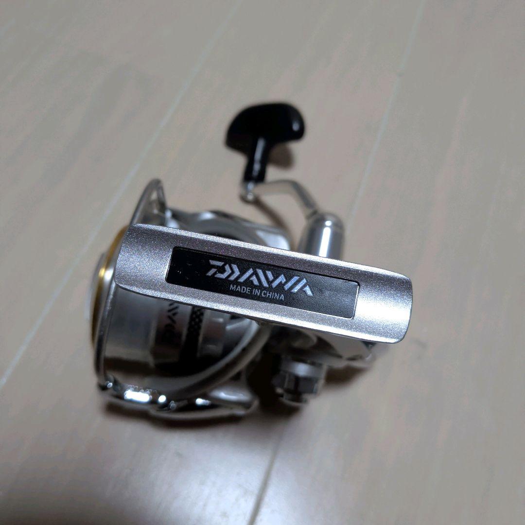 ダイワ 11 カルディア 2506H 18 レガリスLT 2000S 2台セット