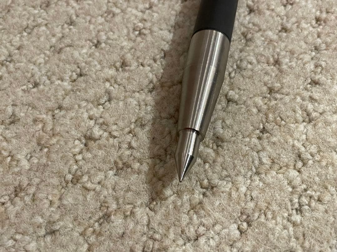 チェロ エンドピン カーボン製 16ミリ