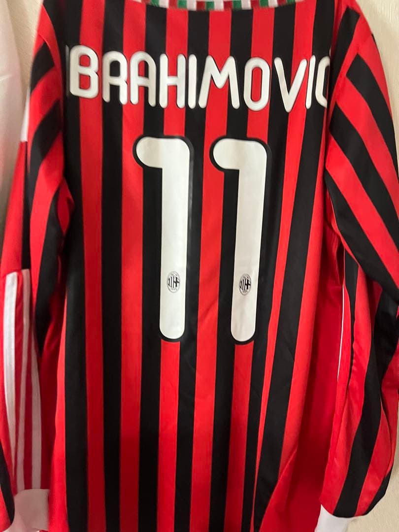 イブラヒモビッチ ユニフォームACミラン イブラヒモビッチ 11番 シャツ