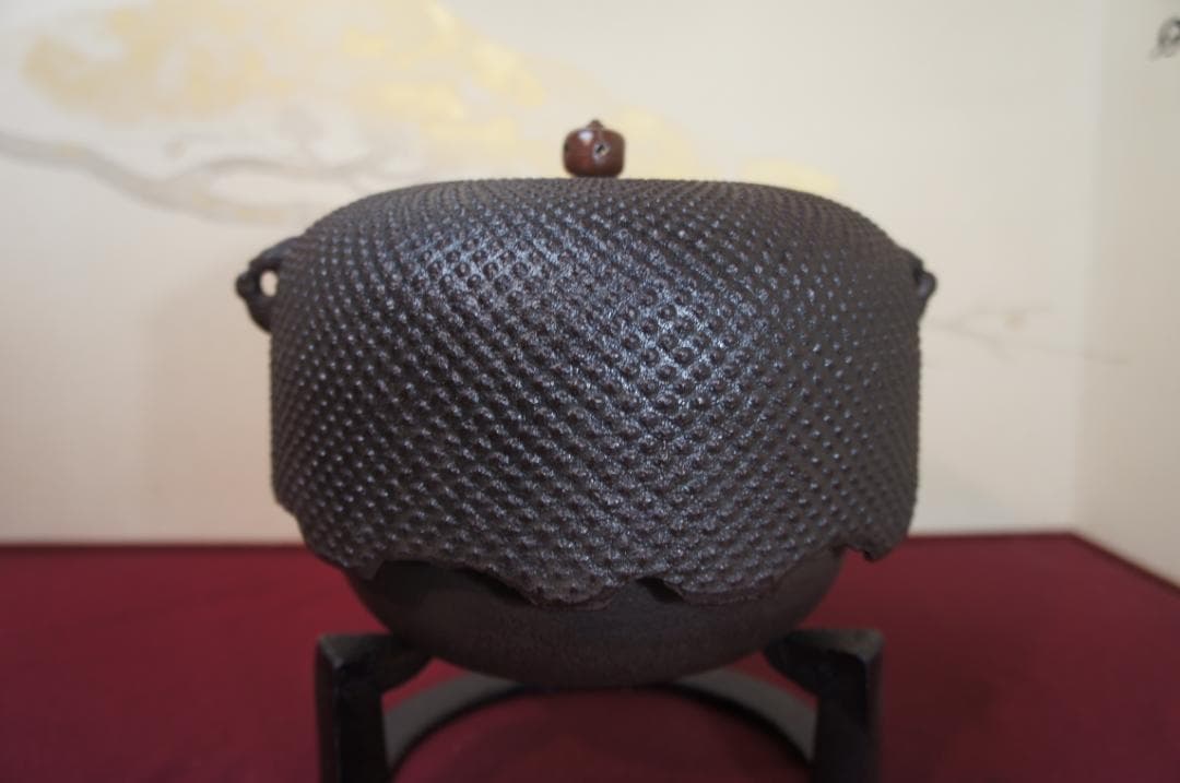 ☆美品 茶道具 未使用 尾垂釜 やつれ(窶れ)風炉 欠風炉 五徳 料込み