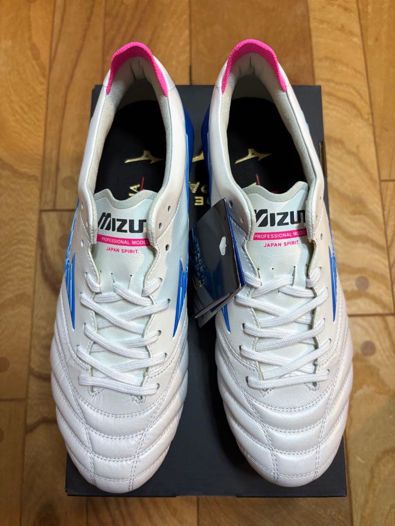 新品　レアサイズ　限定品　ミズノ　モレリア ネオ4 JAPAN 23.5cm