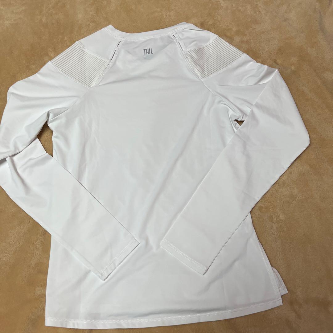 テイル　新品長袖シャツ　海外サイズXS