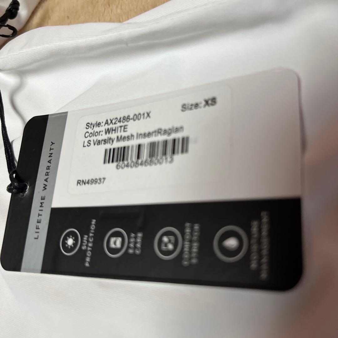 テイル　新品長袖シャツ　海外サイズXS