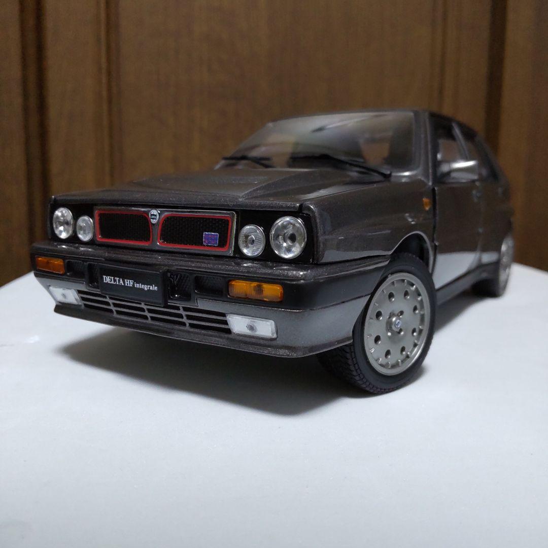 ランチア デルタ HF インテグラーレ 16V グリジオクォーツ サンスター