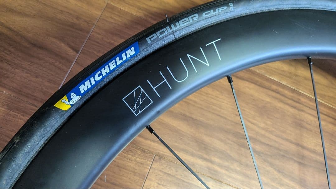 HUNT 44 Aerodynamicist Carbon Disc ホイール