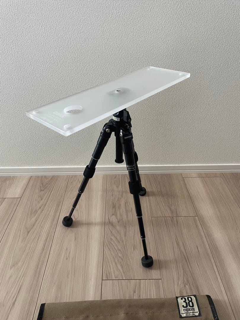 38explore Lumico38 コヨーテ　三脚付き