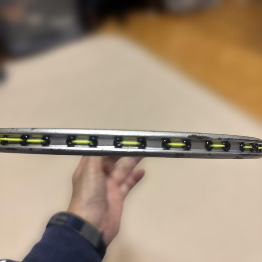 ヨネックスARC SABER 7 バドミントンラケット　お値下げ！！