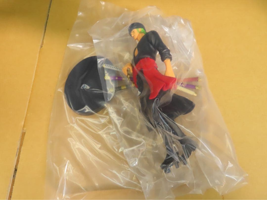 ワンピース 戦光絶景 トラファルガーロー フィギュア