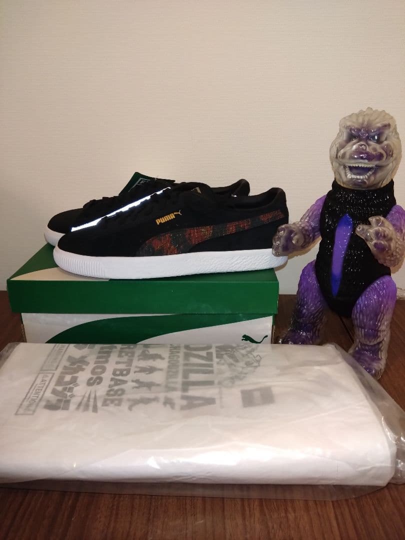 ■新品未使用■シークレットベース ゴジラ ソフビ PUMA スニーカー セット