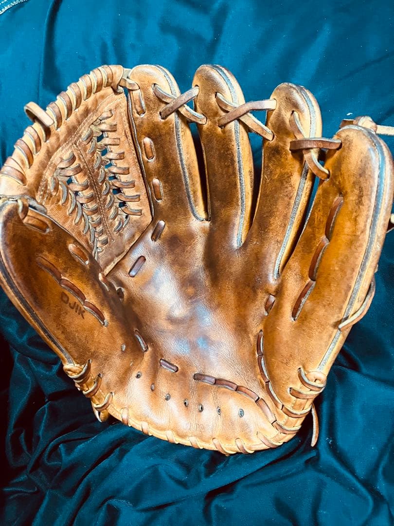 ドナイヤ　硬式　グローブ　グラブ　DJIK