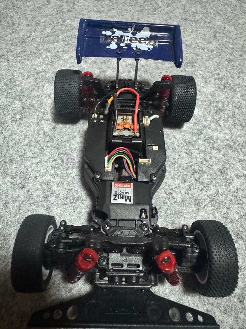 KYOSHO ミニッツバギー スペアボディー付き