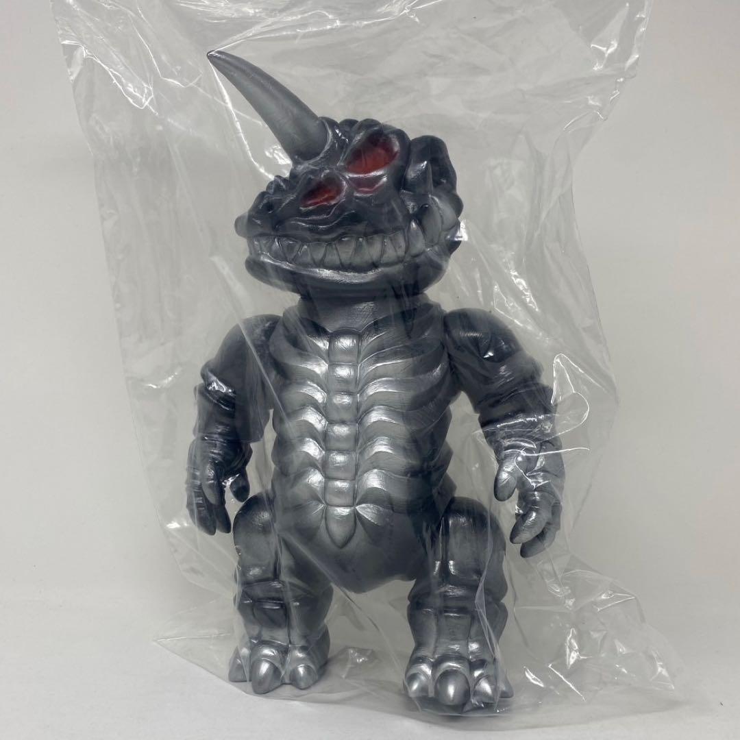 スカルトイズ ドクロザウラー 蓄光二重成型Ver.