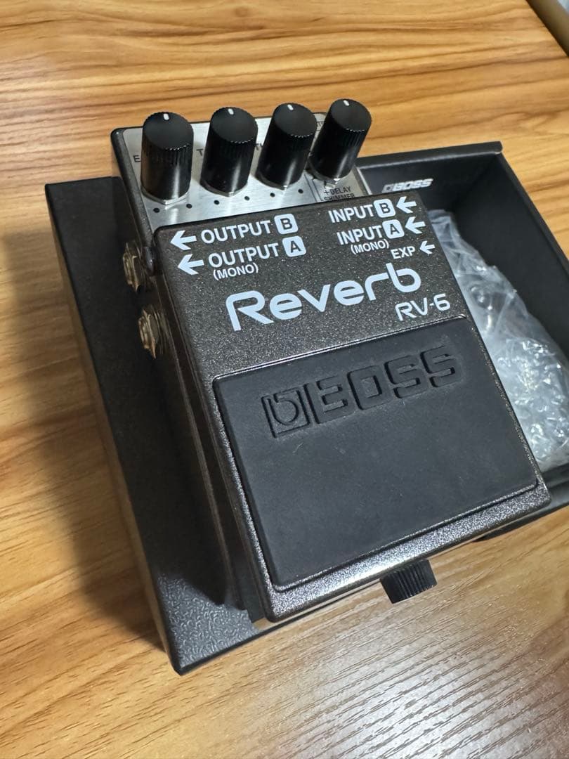 BOSS RV-6 Reverb ギターエフェクター