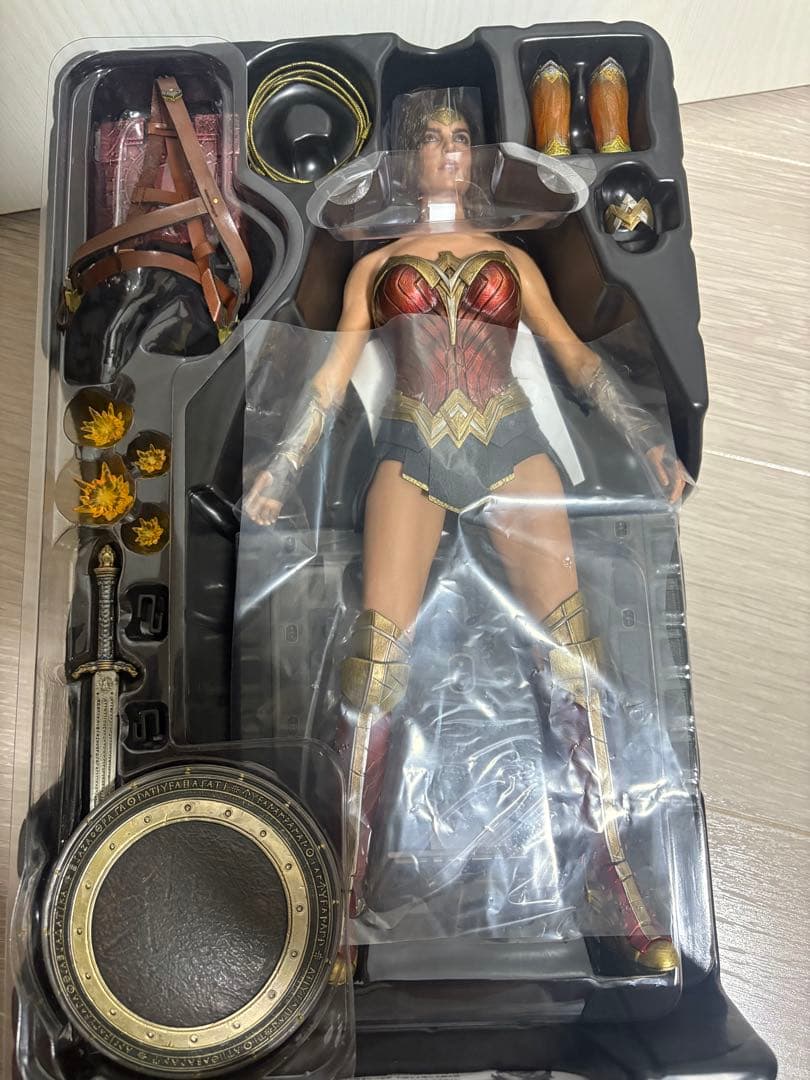 ワンダーウーマン　トイサピエンス限定