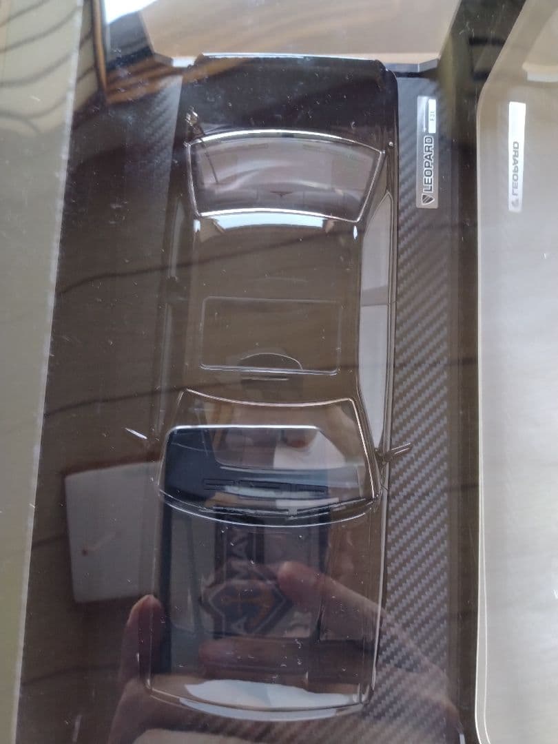 Junichi　1/18レパード　F31　アルティマ　ブラックツートン