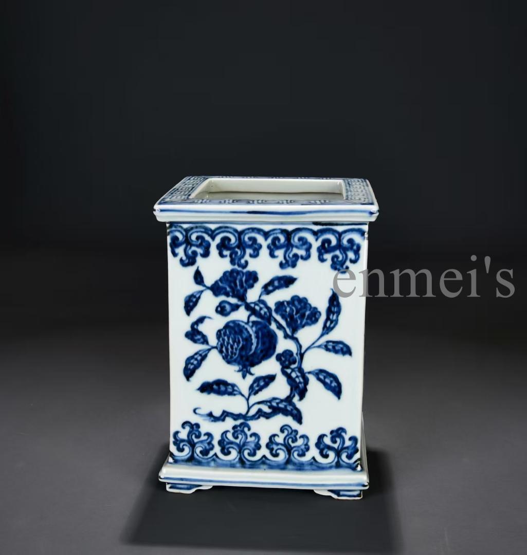 中国古美術・明宣徳年製款・青花折枝花果紋筆筒・青花磁・唐物・文房具・時代物・装飾