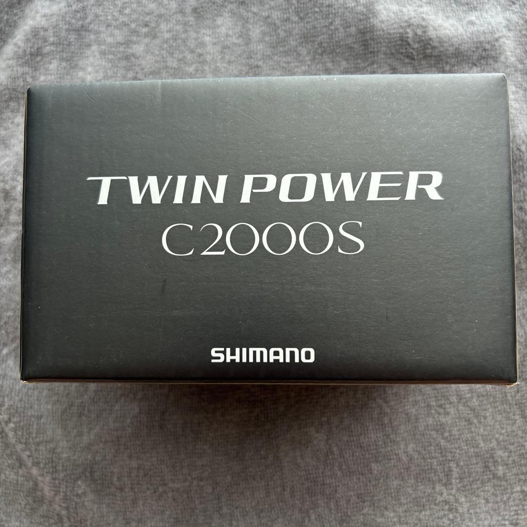 20ツインパワー C2000S スピニングリール